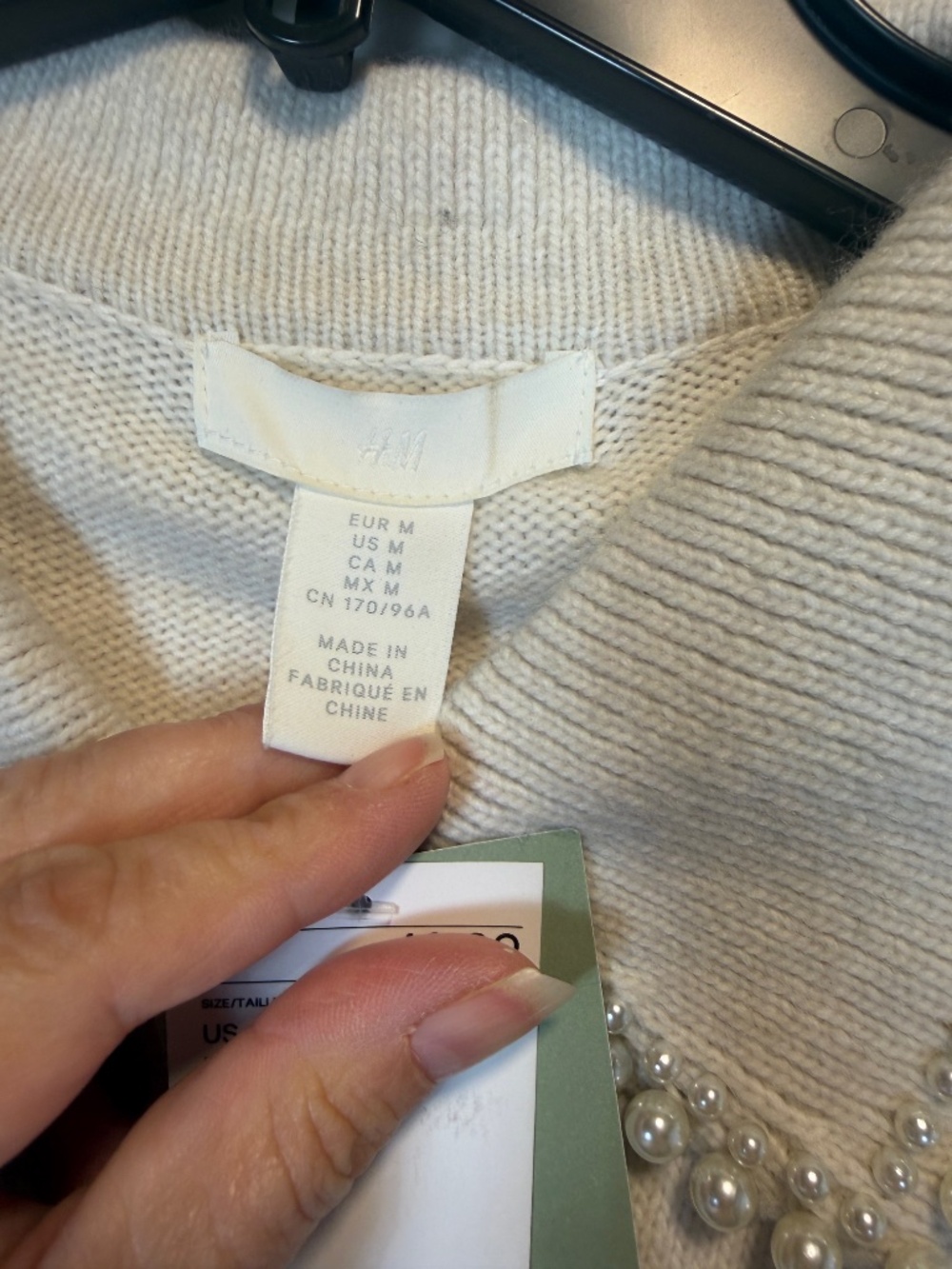 H&M Sweater Dress Womens Size Medium White Mini Pearl Accent Classic - Picture 5 of 9